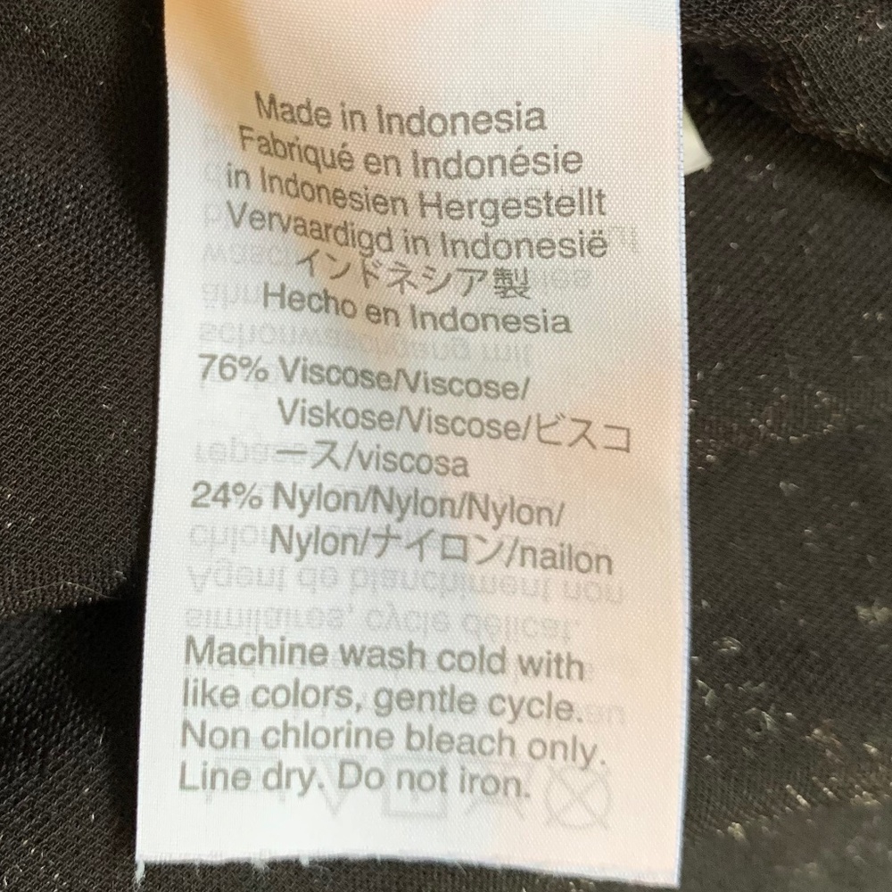 Madewell black floral velvet top with tulip sleeves - Picture 8 of 10